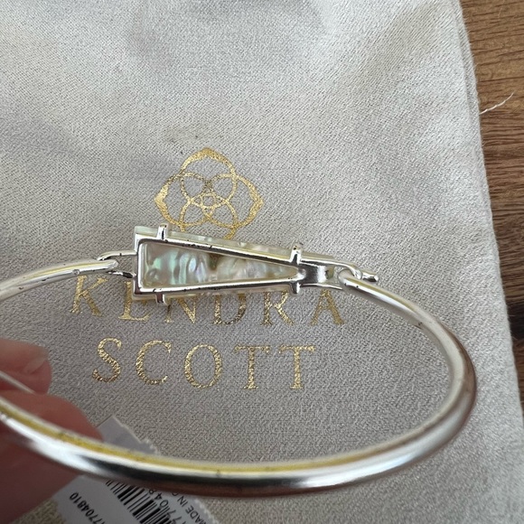 NWT Kendra Scott Collins Cuff - Picture 5 of 17